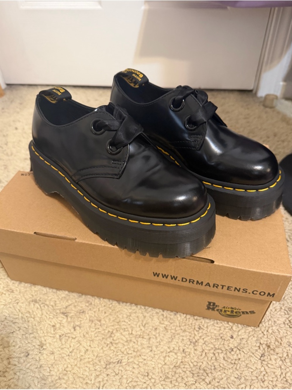 Dr. Martens Holly Women's Leather Platform Shoes Size 36 in Black